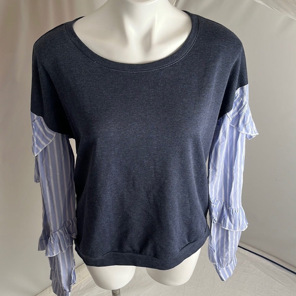Mystree blue mixed media pullover L